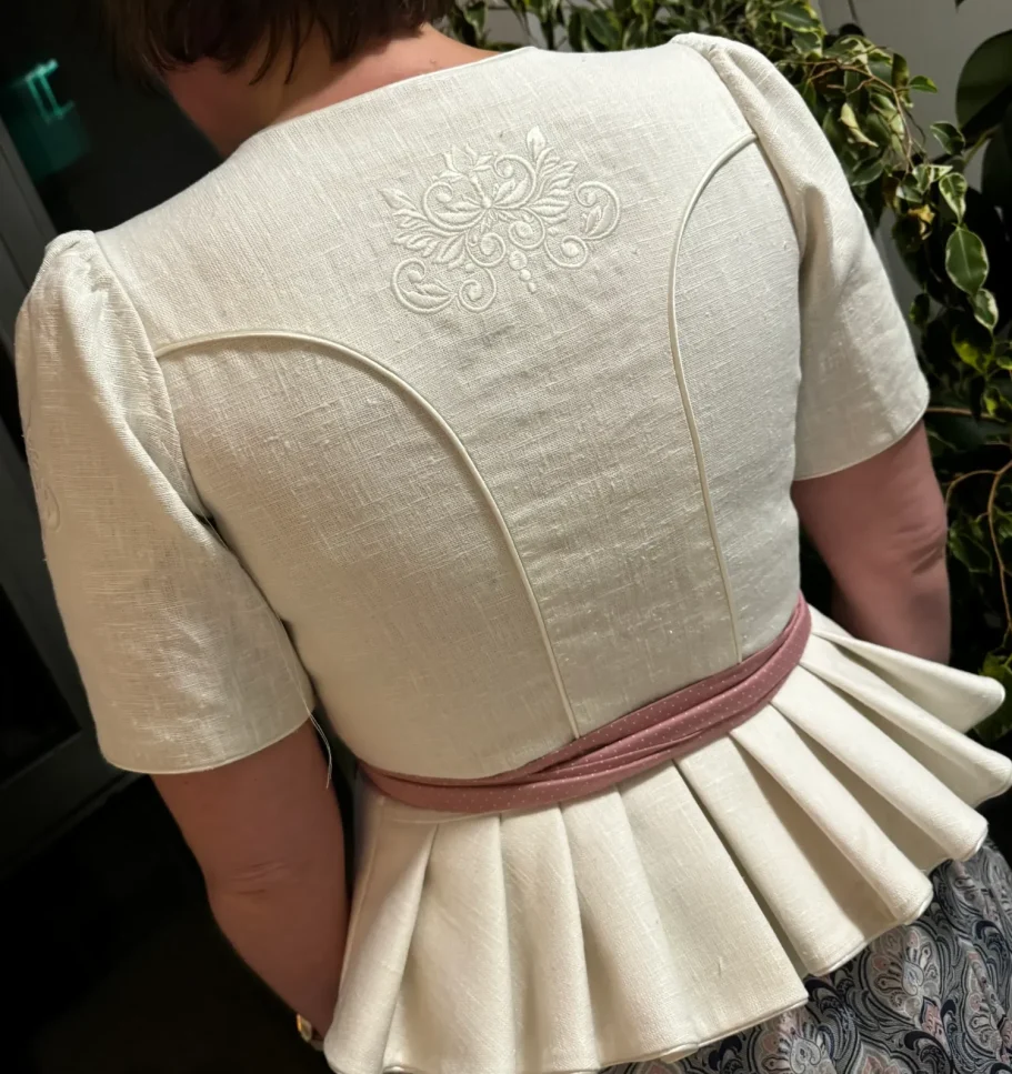 Dirndl-Nähkurs Miesbach - Dirndlnähkurse beim Profi - Dirndl selber nähen in Miesbach - Januar 2026