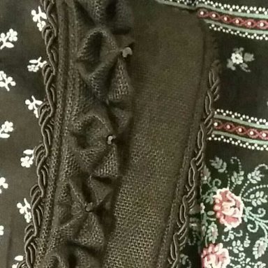 handgefertigte Rüschen: Dirndl-Nähkurse München - Dirndlnähkurse mit Profi-Anleitung an der VHS - entdecken Sie das Dirndl nähen !