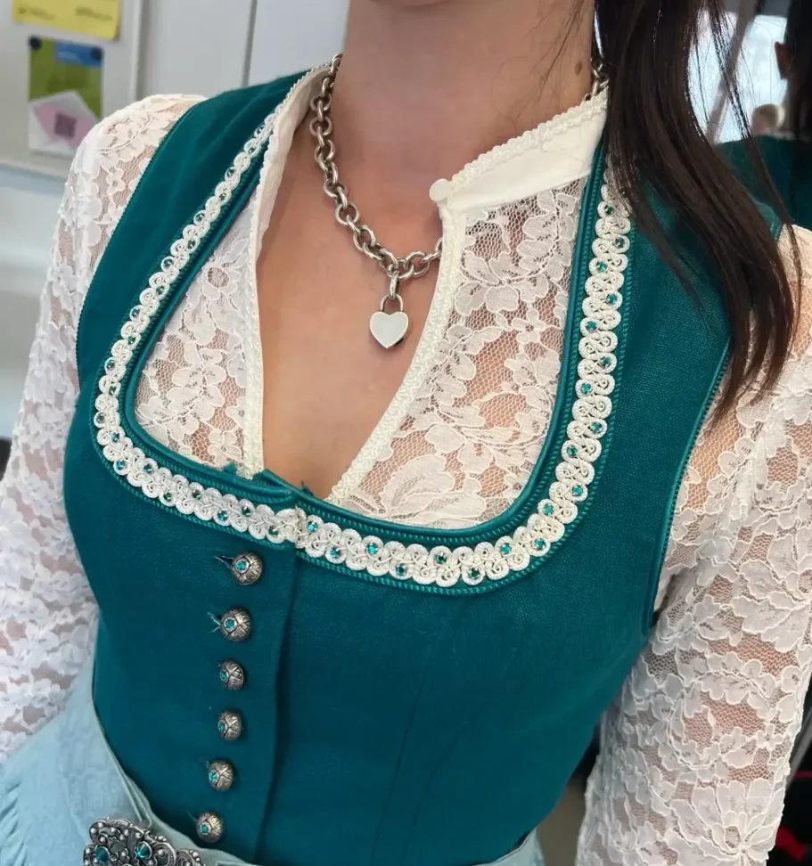 Dirndl-Nähkurs Bernau und Rosenheim - Dirndlnähkurse beim Profi - Dirndl selber nähen im Chiemgau - Oktober 2025